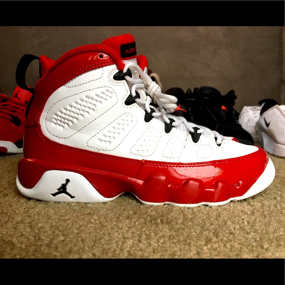 Jordan Retro 9